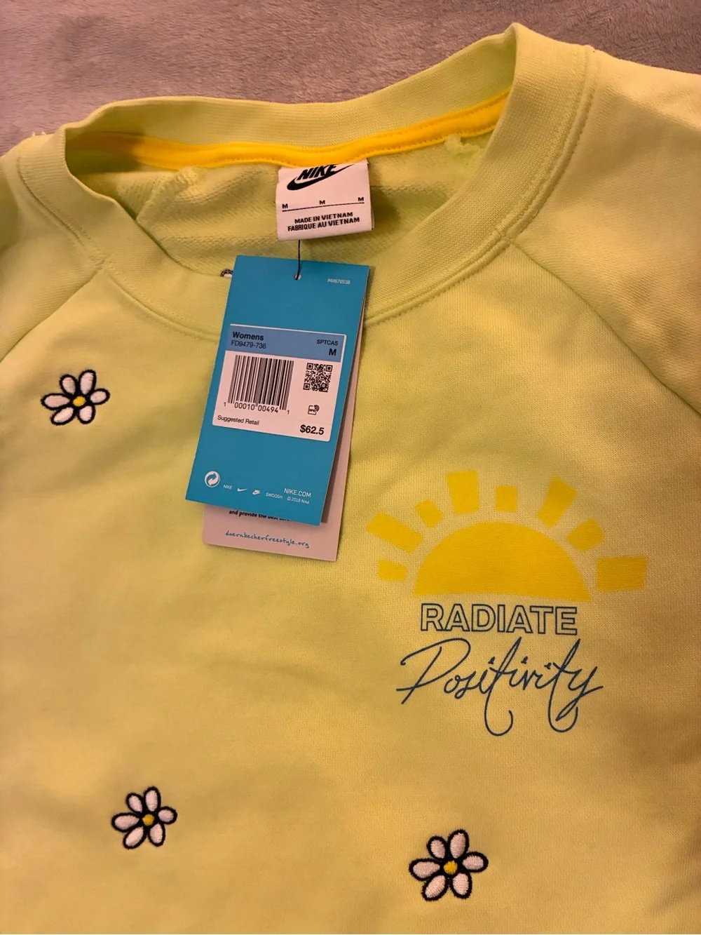 Nike Doernbecher Riddhi Mahajan Radiate Positivity Sweater NWT